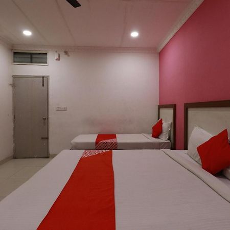 Hotel Abhimani Inn Bangalore Bagian luar foto