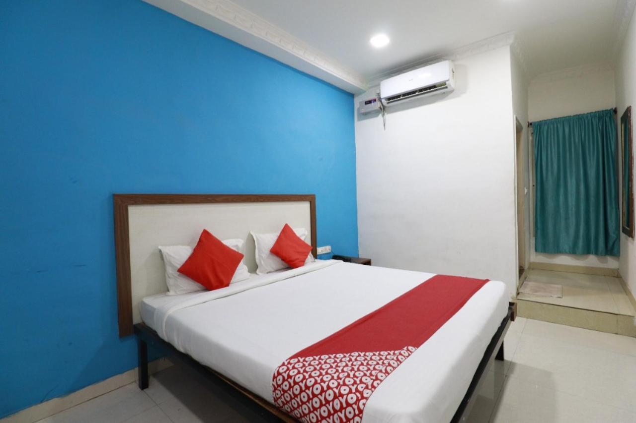 Hotel Abhimani Inn Bangalore Bagian luar foto