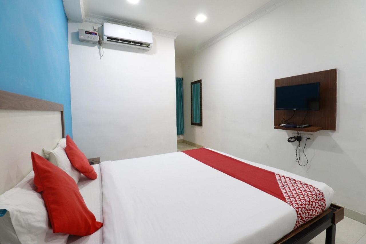 Hotel Abhimani Inn Bangalore Bagian luar foto
